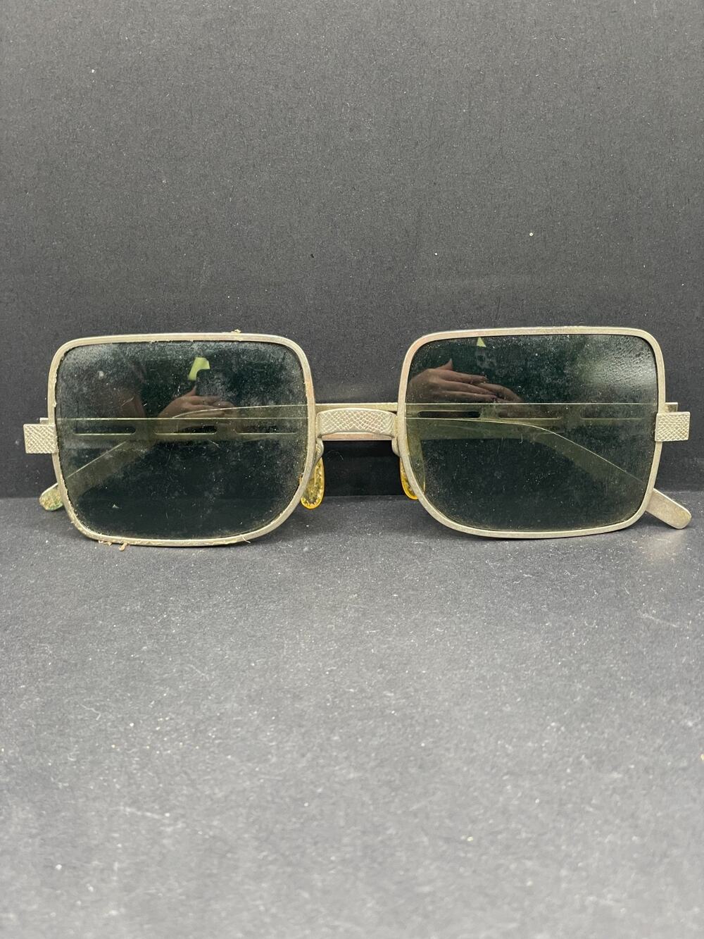 Vintage Cool Ray Polaroid Sunglasses Silver Mesh Square Retro 1970s Steampunk